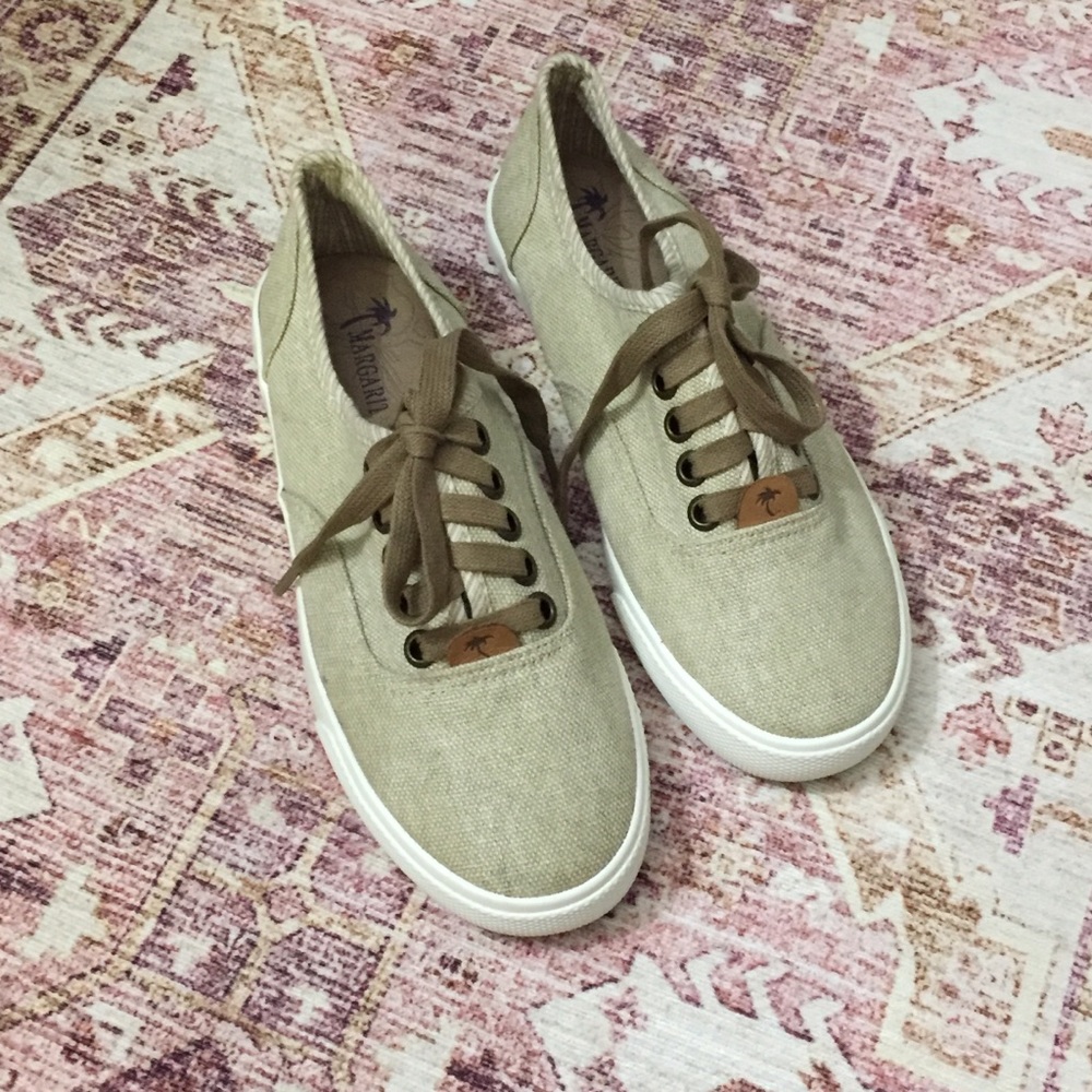 Women’s Margaritaville Lace up Sneakers